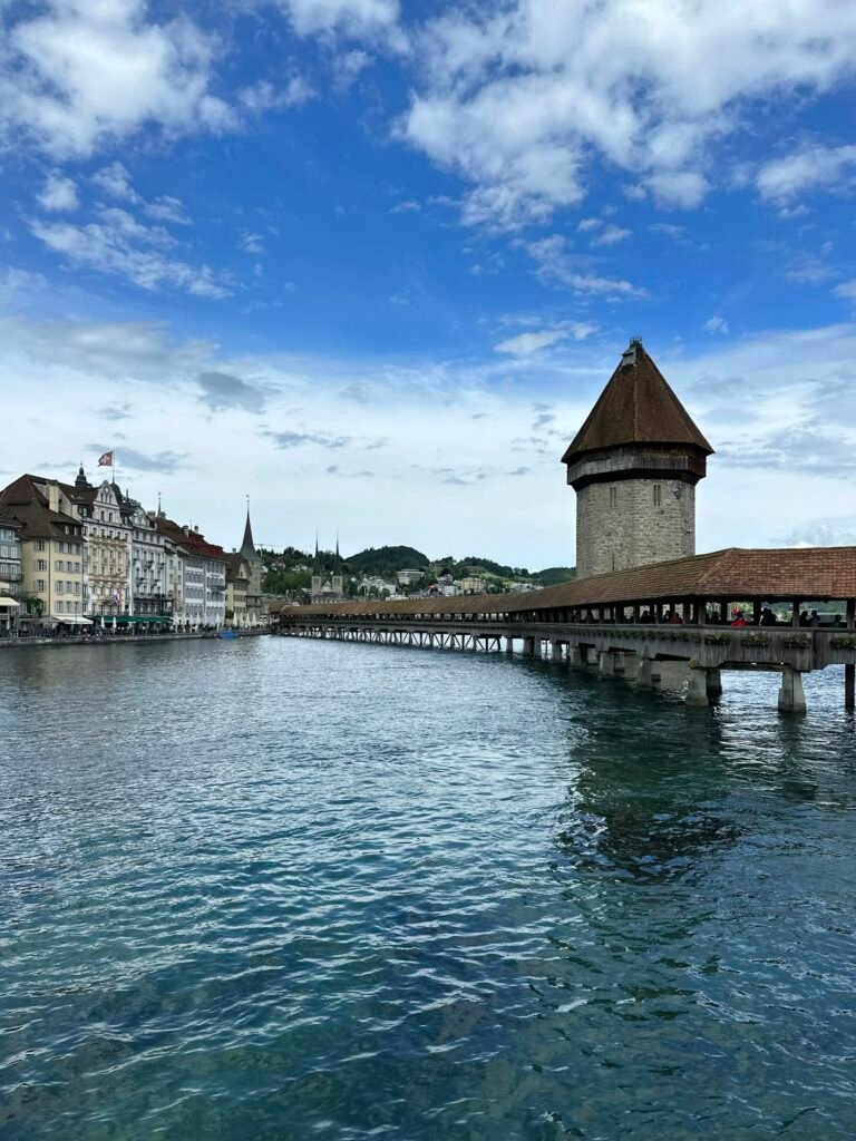 Puente de la Capilla (Kapellbrücke), Lucerna, Suiza